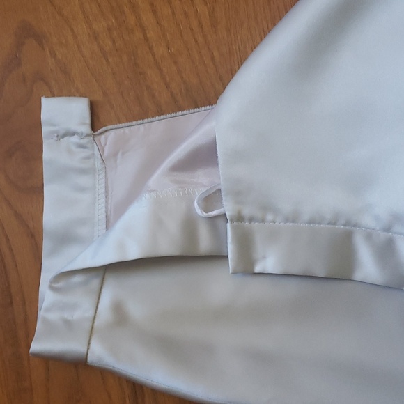 Vintage High Waisted Satin Maxi Skirt | Light Grey | Size 7-8 - Picture 3 of 3